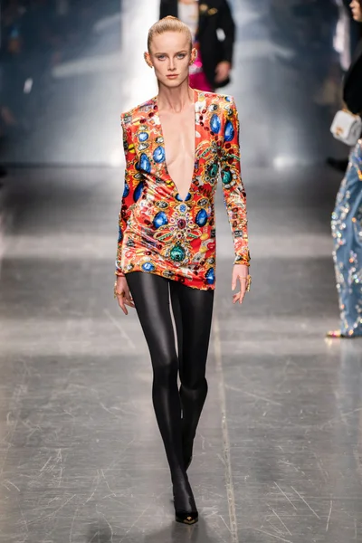 Look 45